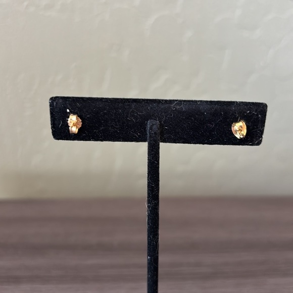 Vintage Pearl and Diamond Accent 14kt Gold Post Stud Earrings - Picture 5 of 7